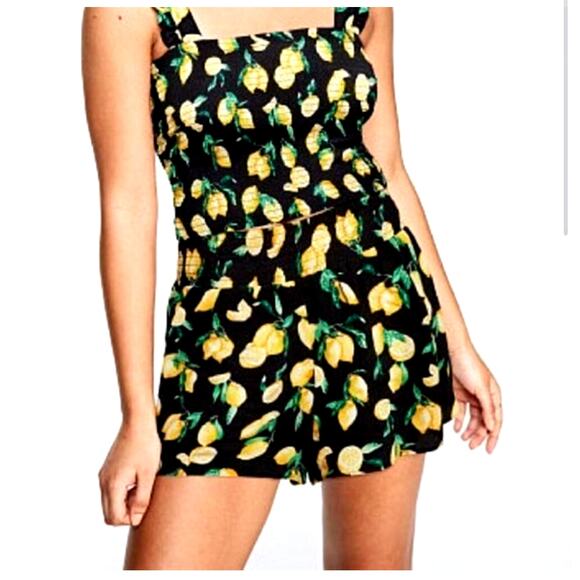 PINK VICTORIA'S SECRET SMOCKED WAIST LEMON PRINT SHORTS LARGE BLACK YELLOW - Picture 1 of 11